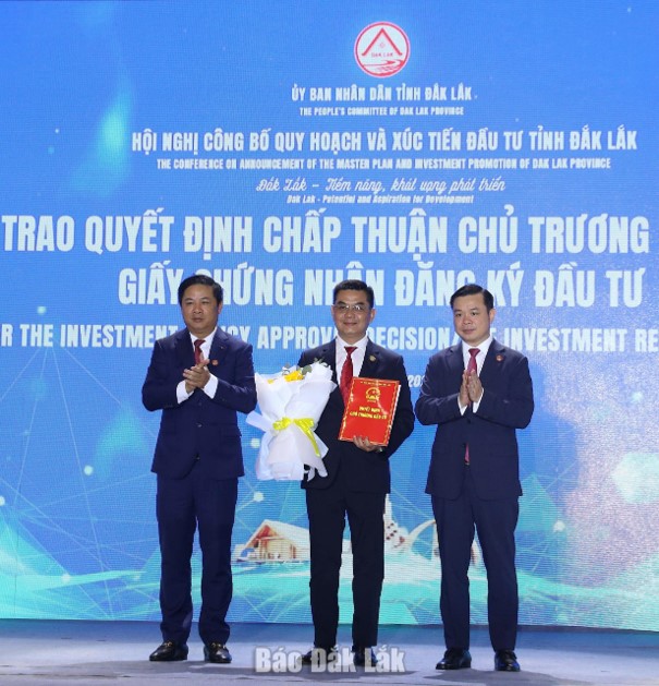 Quyết tâm xây dựng Đắk Lắk trở thành cực tăng trưởng mới1